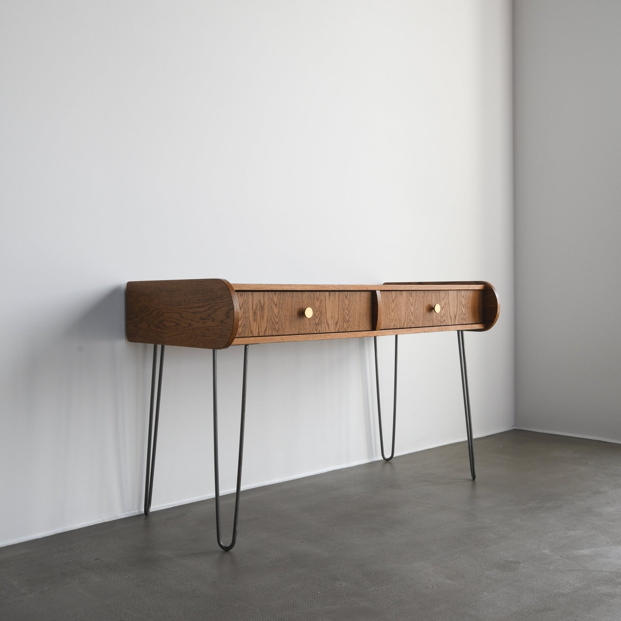 Biurko SABAN - Pastform Furniture