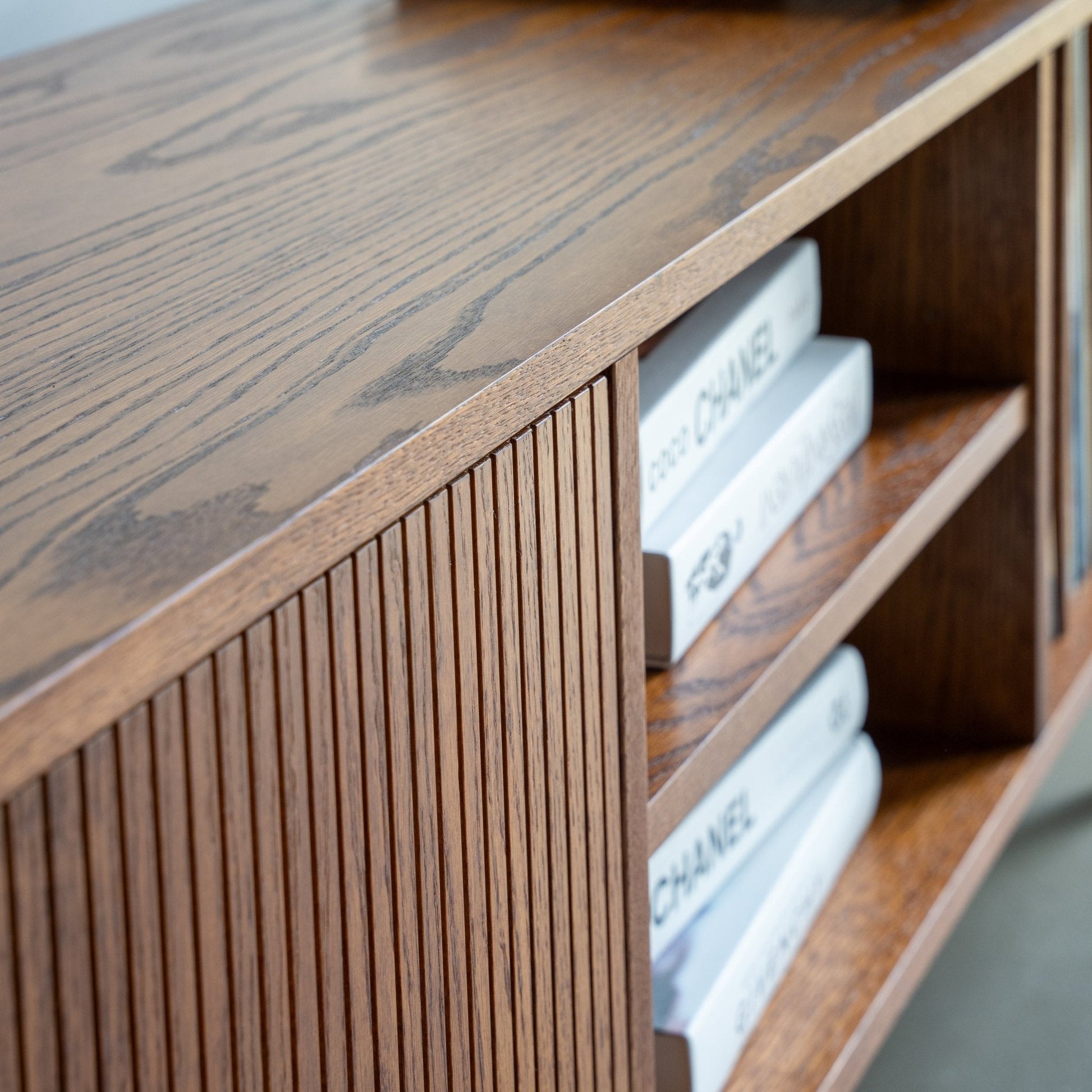 Komoda LOTV VINYL L - Pastform Furniture