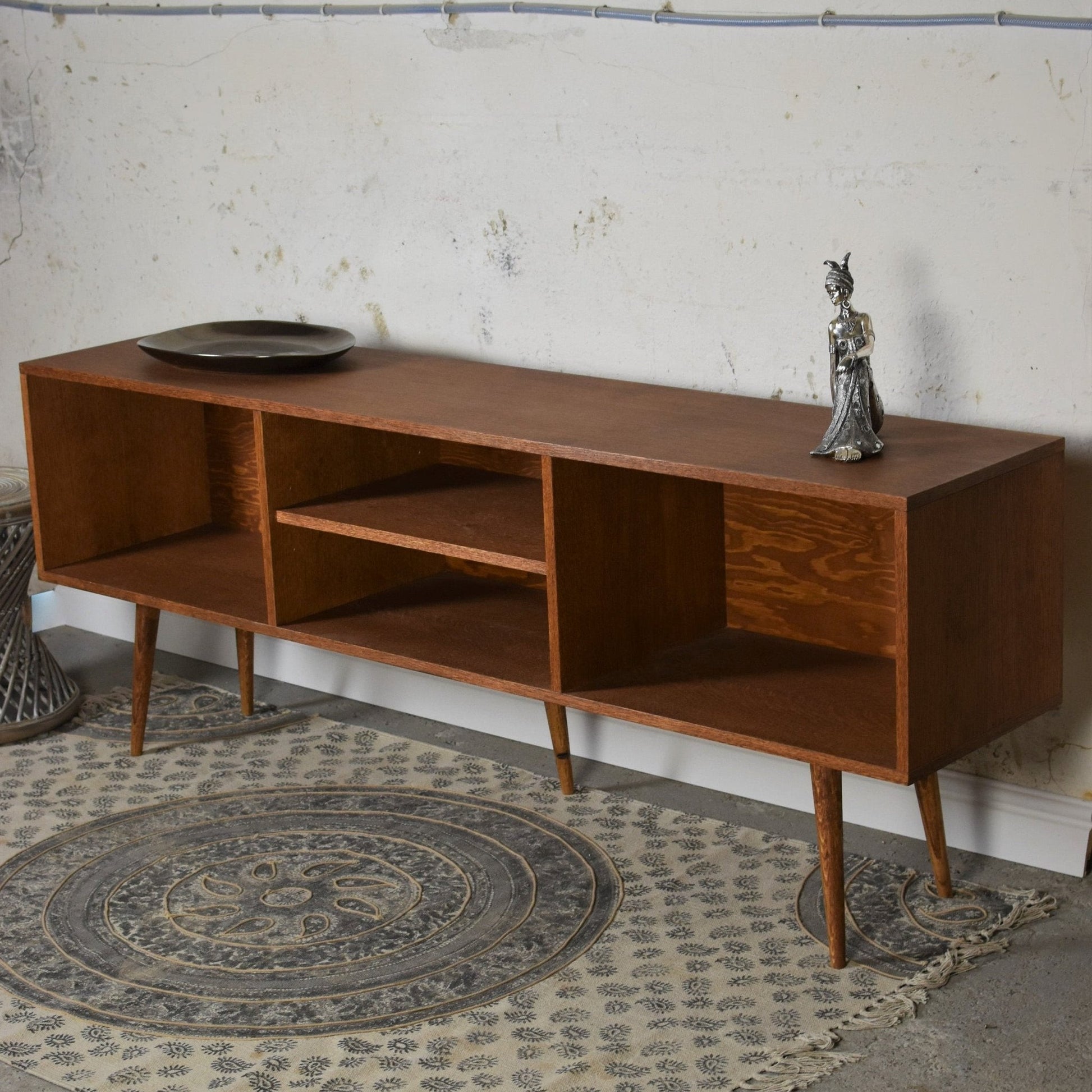 Komoda TV OPEN - Pastform Furniture