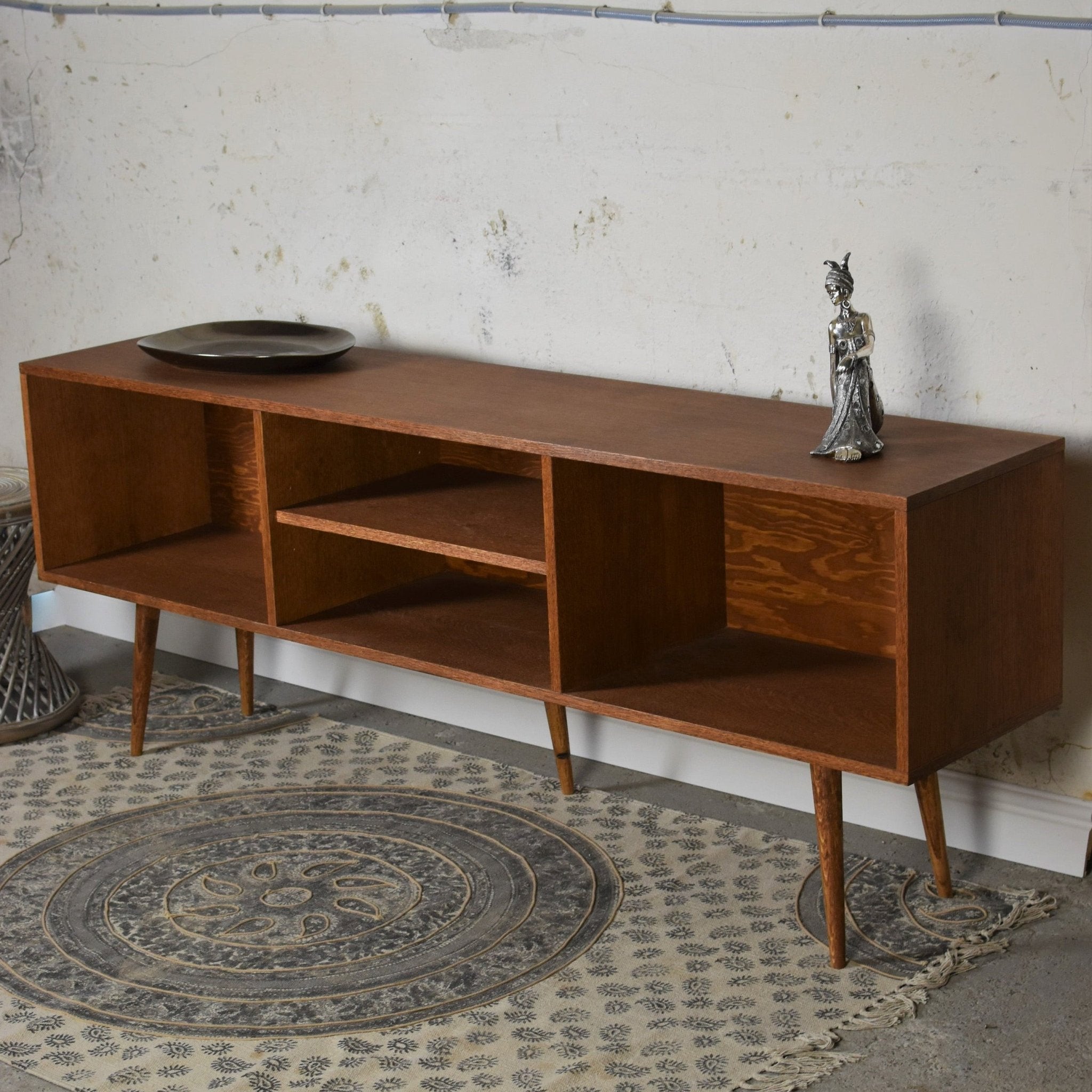 Komoda TV OPEN - Pastform Furniture